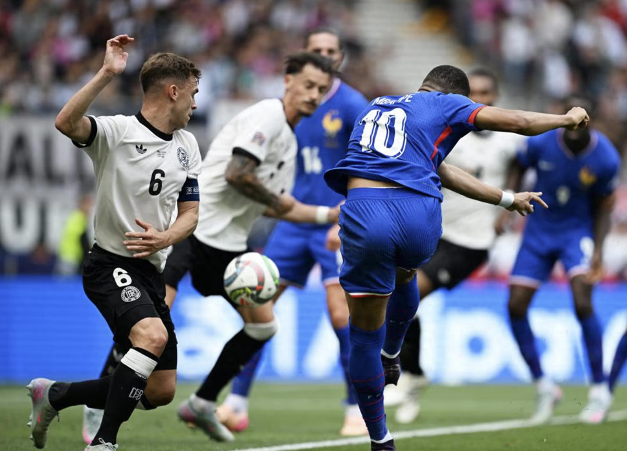 法国队横扫德国队，波尔惊艳四座