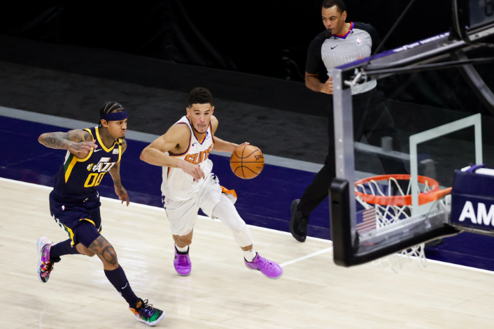 爱游戏大厅-爵士险胜太阳，孙铭徽惊艳四座