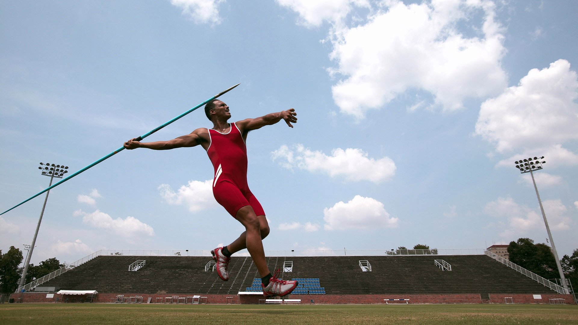 南半球的惊雷，新西兰爆冷巴黎，卢卡库的稳定哲学