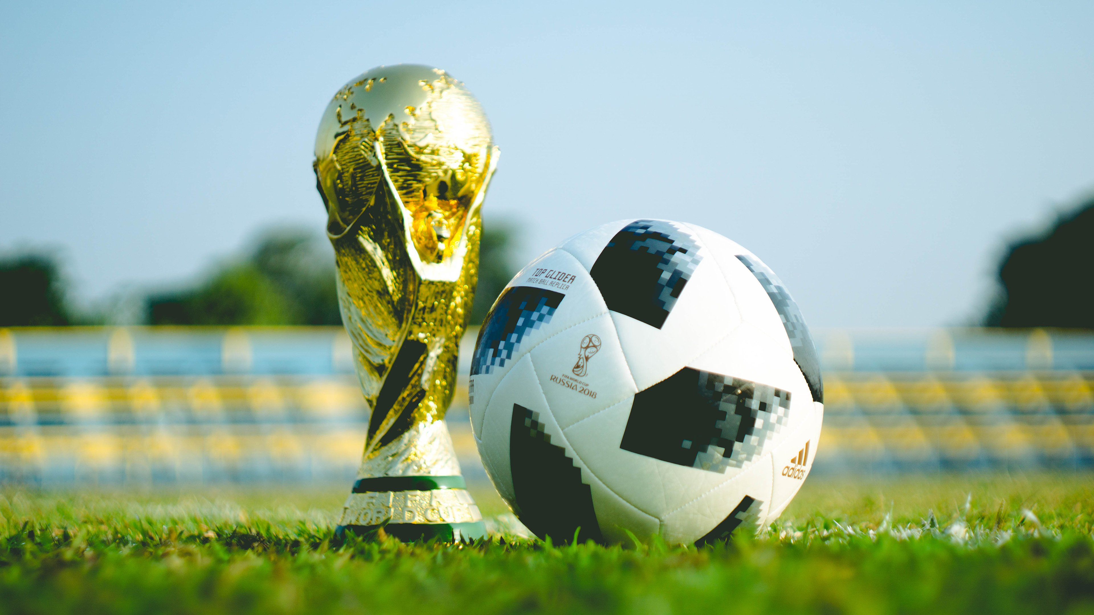 爱游戏2026-英雄迟暮亦屠龙，38岁吉鲁闪耀2026世界杯，罗马尼亚力克墨西哥上演惊天逆转